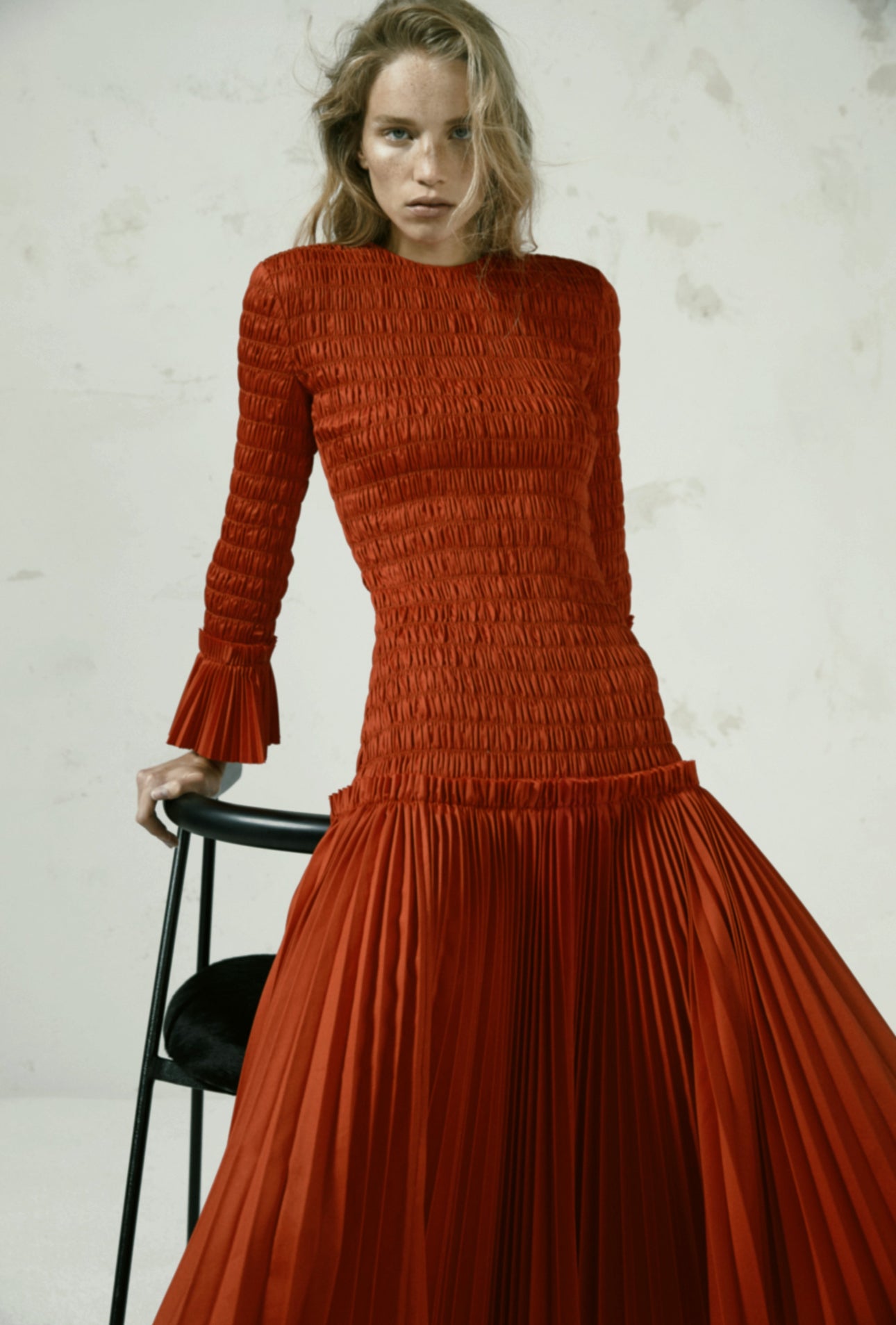 Khaite spring '19 'mariella' shirred midi dress, red, 6 – RELIK editions